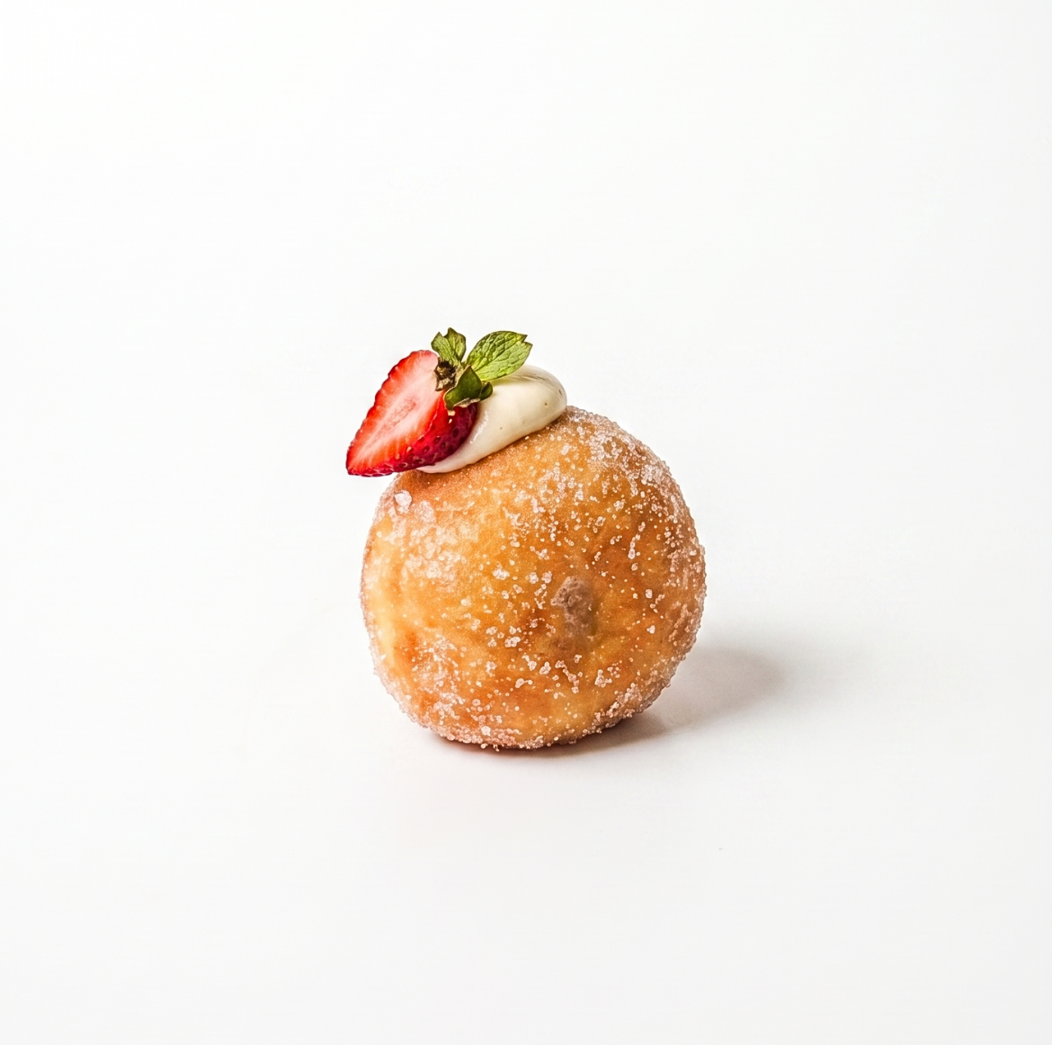 เมนู: Strawberry Mascarpone Donut
